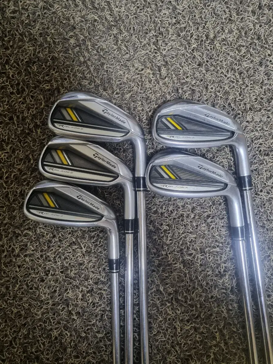 TaylorMade RBLADEZ 아이언세트 6~9,P